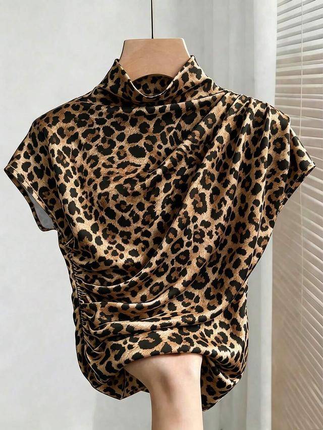 leopard print ruched mock neck short sleeve top