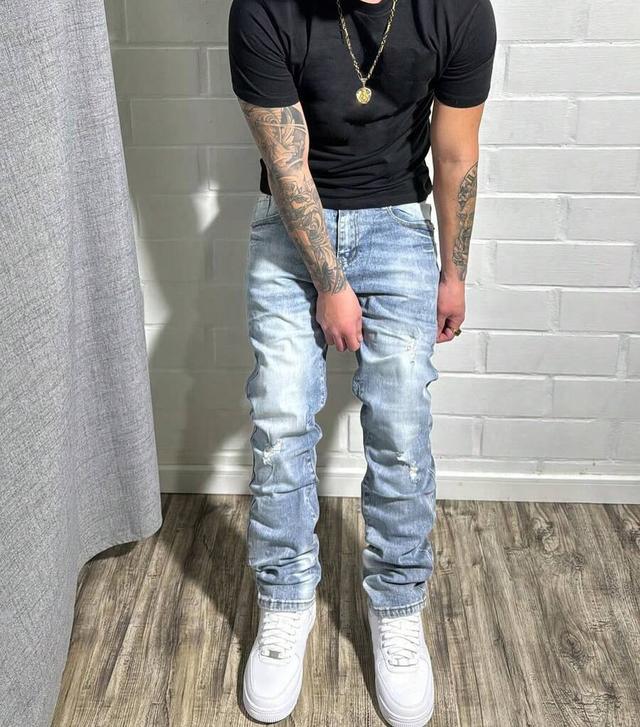 light wash distressed slim fit american style jeans