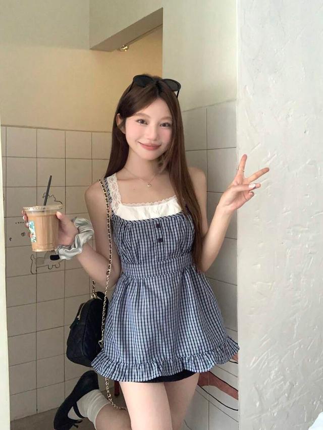 dazy plaid contrast lace trim sleeveless tank top