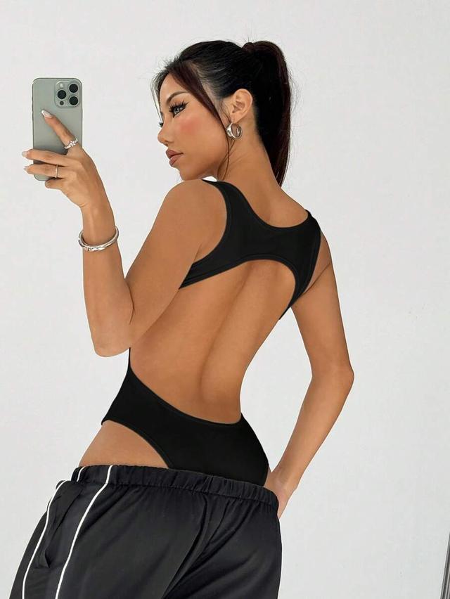 black round neck sleeveless cut out bodysuit