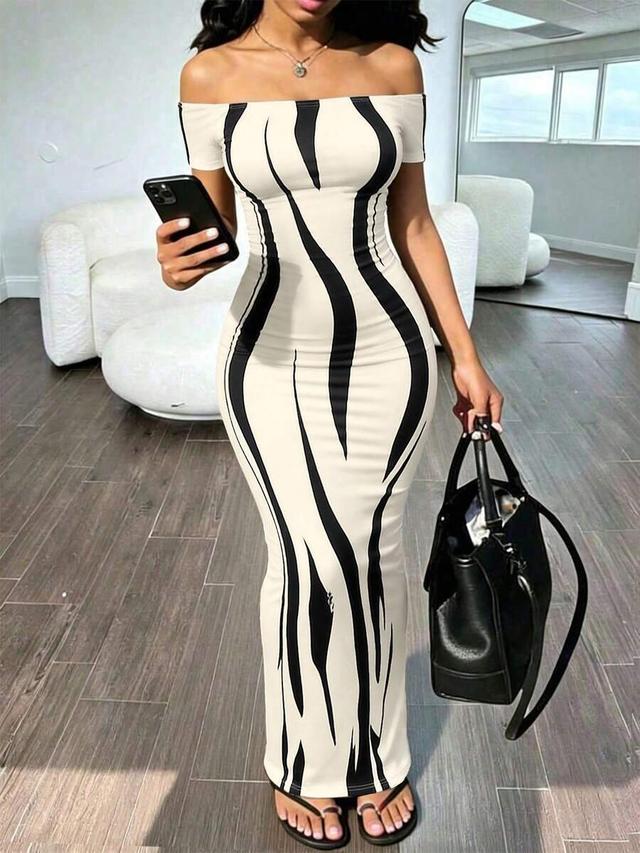 fitted off-shoulder leopard print maxi dress