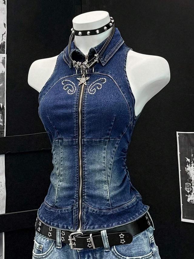 rhinestone decorated sleeveless zip-up fitted denim jacket