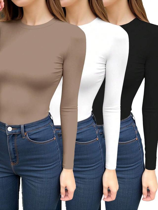 white fitted long sleeve crew neck t-shirt