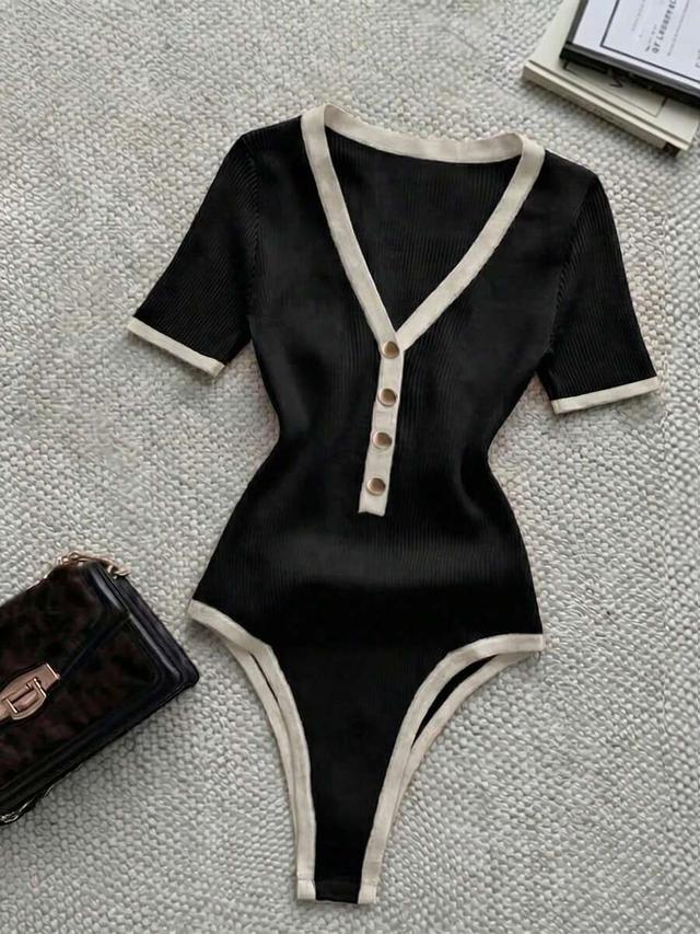 black ribbed v-neck short sleeve bodysuit with contrast trim