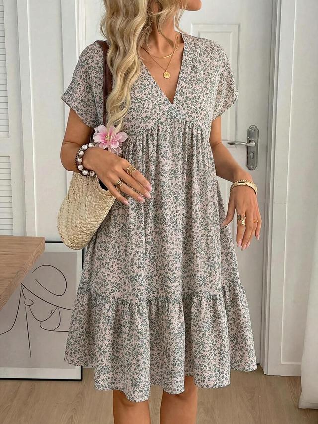 floral print v-neck short sleeve tiered dress