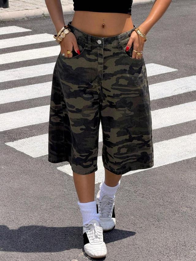 women's camouflage print casual bermuda cargo shorts