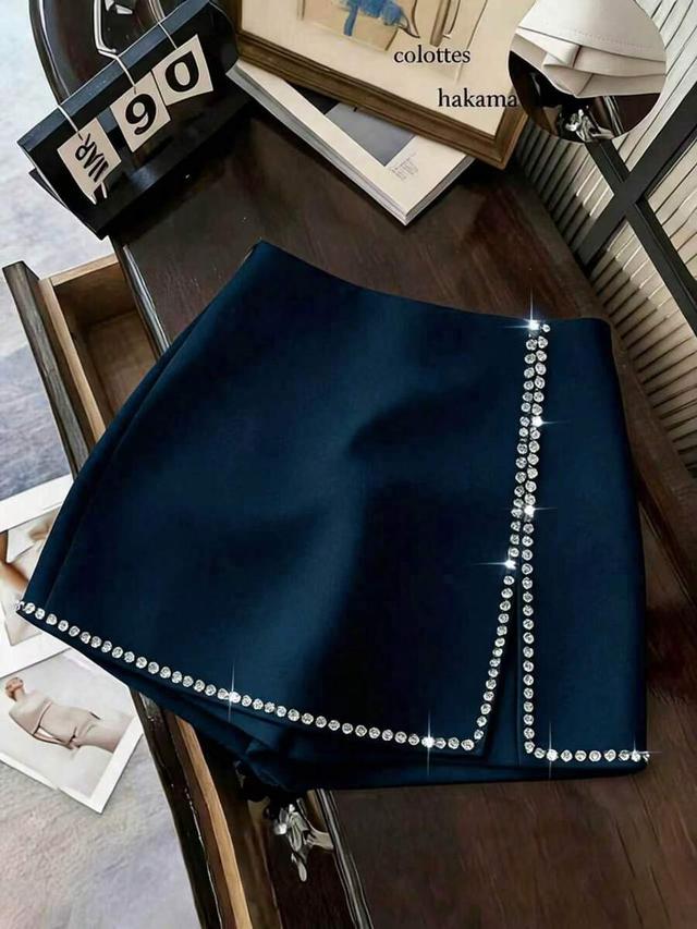 gloweve women's summer casual rhinestone decorated shorts