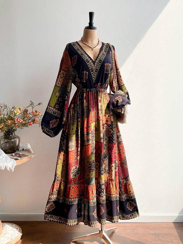 bohemian vintage print v-neck long sleeve maxi dress