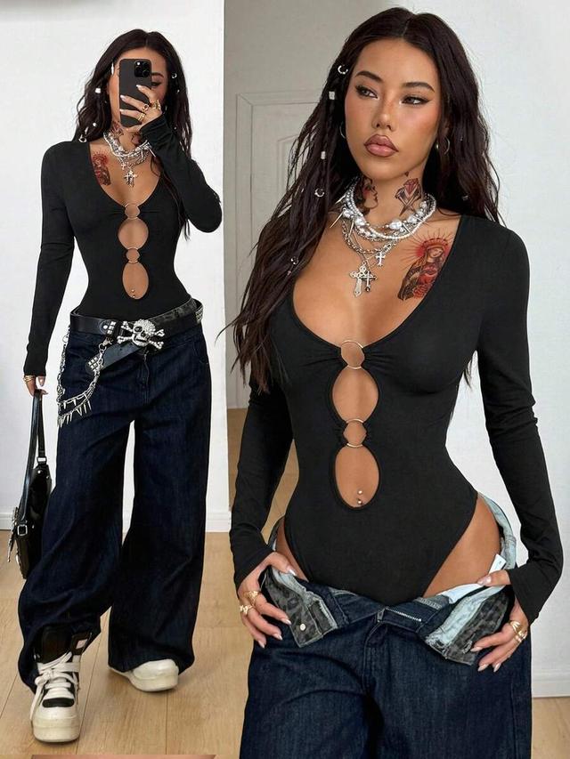 black long sleeve cut out ring detail bodysuit