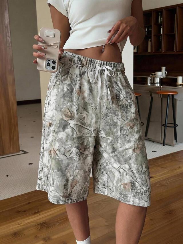 vintage baggy light grey camouflage tree branch shorts