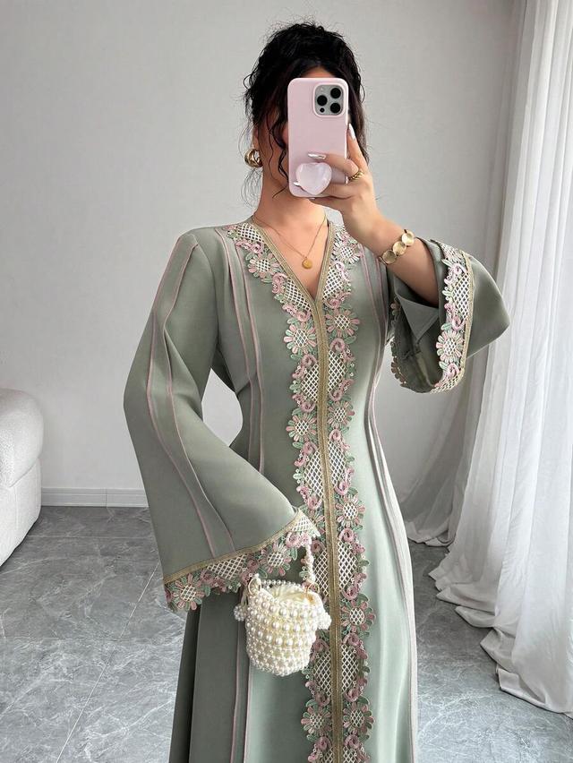 sage green v-neck long sleeve embroidered abaya robe