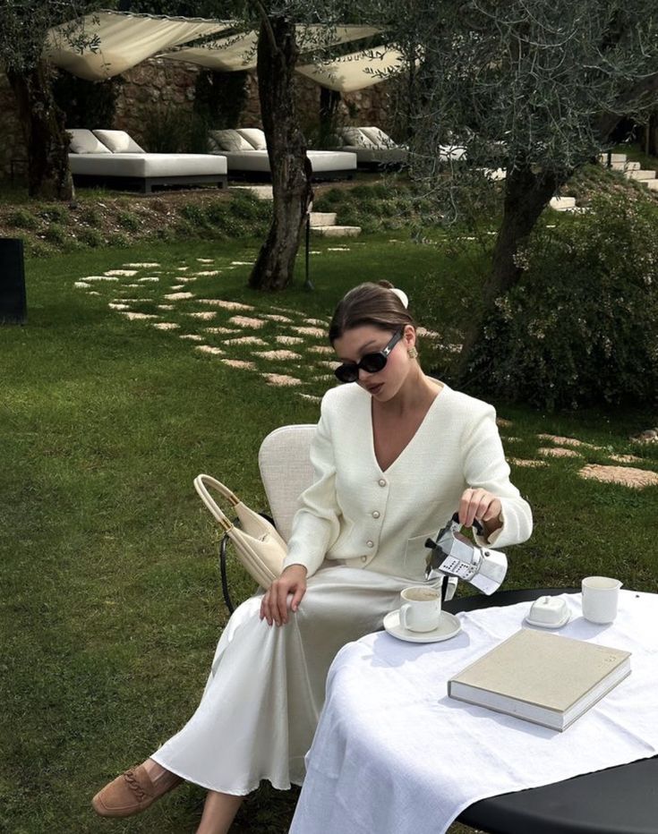 quiet luxury look 10