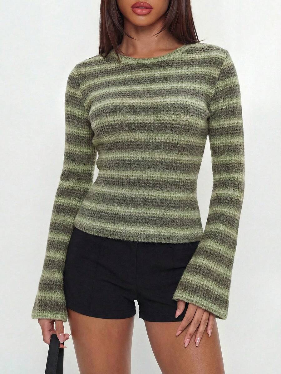 green striped long-sleeved round neck knit jumper